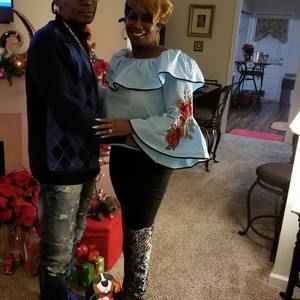 Meet your Posher, Phyllis